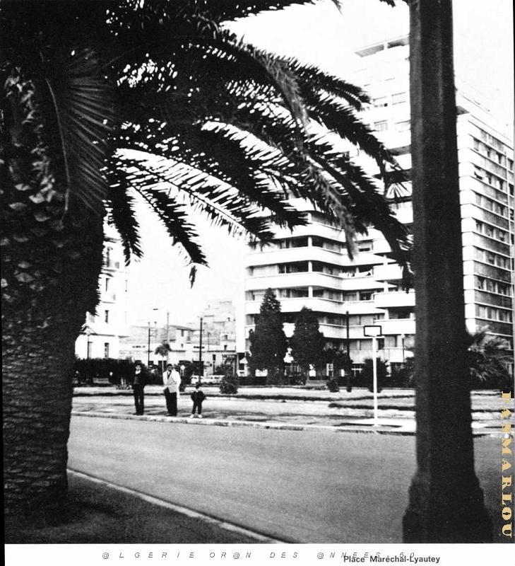 FM c- 019- Square Lyautey.jpg
